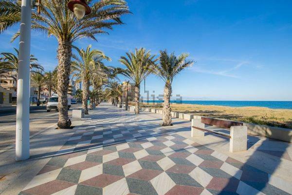 Апартаменты Apartamento Con Terraza 50M2，500M A La Playa Ареналес-дель-Соль Экстерьер фото